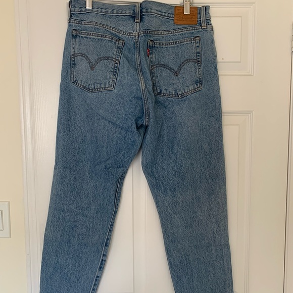 Levi’s wedgie jean, medium wash - Picture 2 of 3